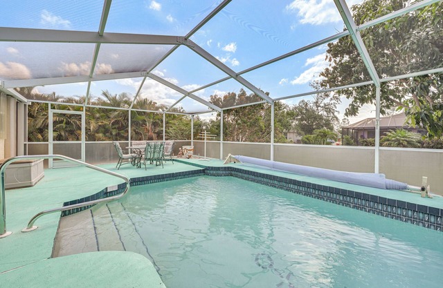 9 Mi to Beach: Punta Gorda Home w/Screened Lanai