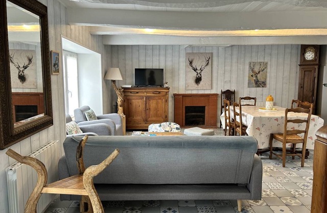 953 - 10-room house near Erquy - Sables d'Or.