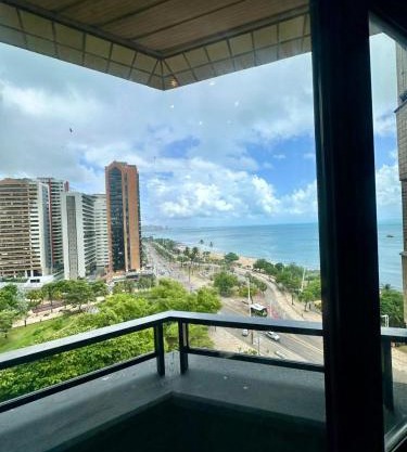 957 golden fortaleza frente mar