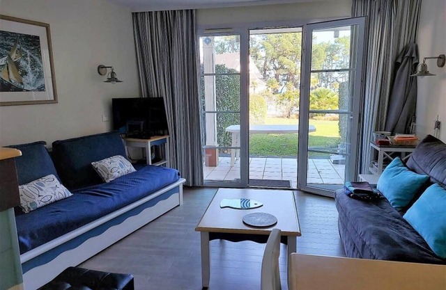 A 03 Apartment with pool and sea view