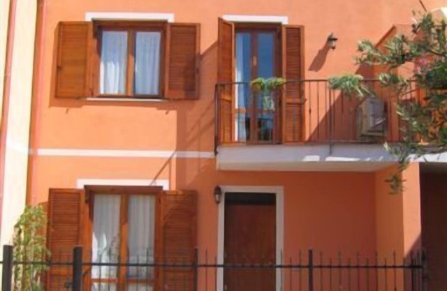 A few kilometers from the beaches of Pula and Chia and 600 meters from the Main Square
