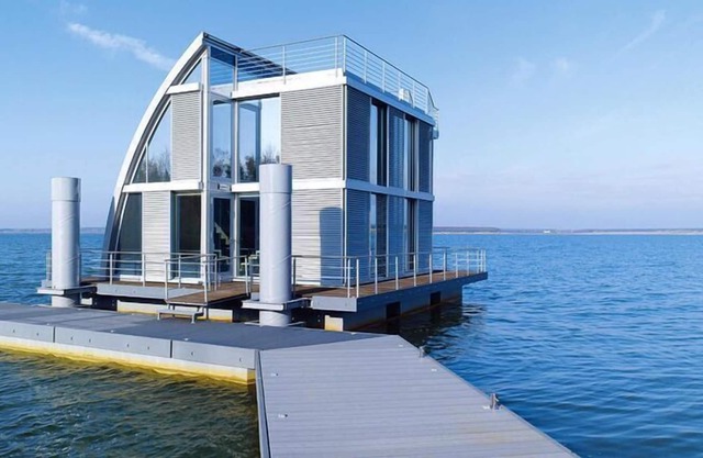 A holiday home in Geierswalde with a roof terrace