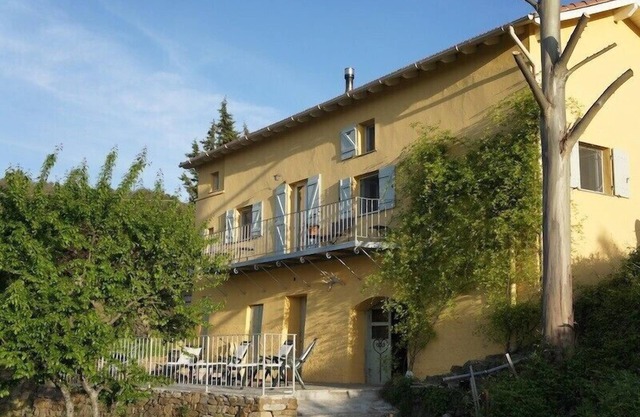 A little piece of heaven, set amongst stunning scenery of mountain and sea view