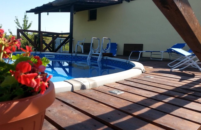 A Lovingly Restored Cottage With Secluded Private Pool