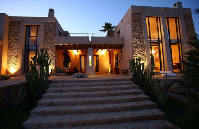 A modernist fortress with bohemian interior in a fantastic Es Cubells location