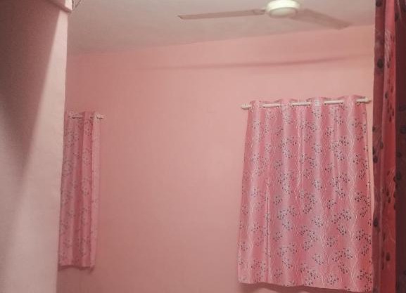 A-One Bhakt nivas, Akkalkot