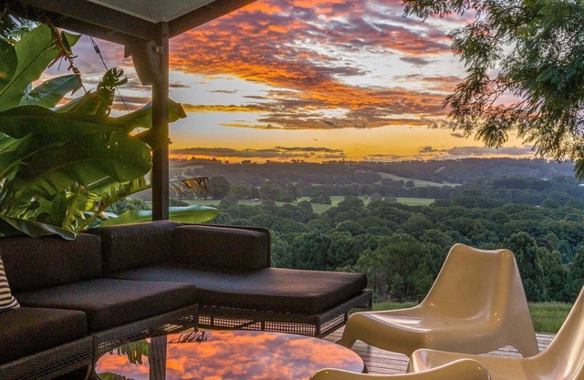 A PERFECT STAY - Aria