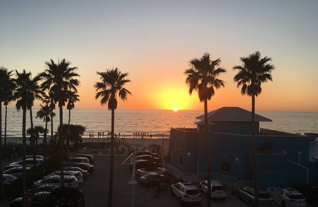 A Prime Location.St Armand's circle, Lido Beach, Shopping, Dinning and Fun