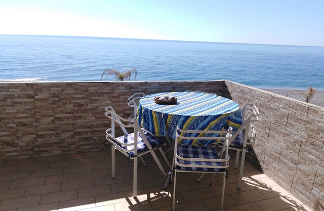 A WINDOW ON THE SEA