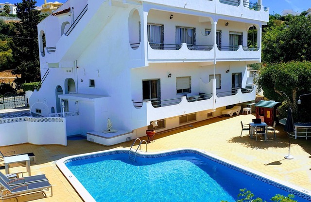 AAA Ana Albufeira Apartments