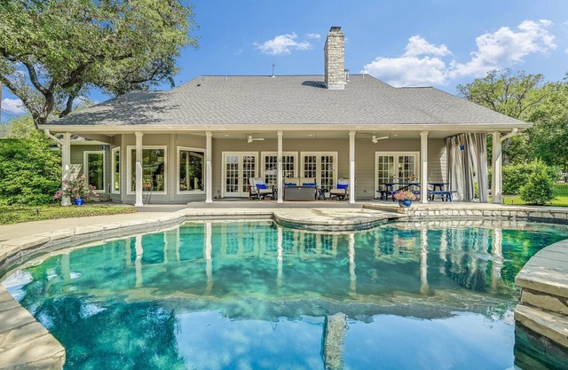 Above Auth Westlake I Pool I Hot Tub I Game Room I Back House I Greenbelt