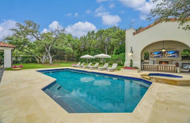 Above Splendor l 5 Bedrooms l Pool&Spa l Pickleball l Events I Services