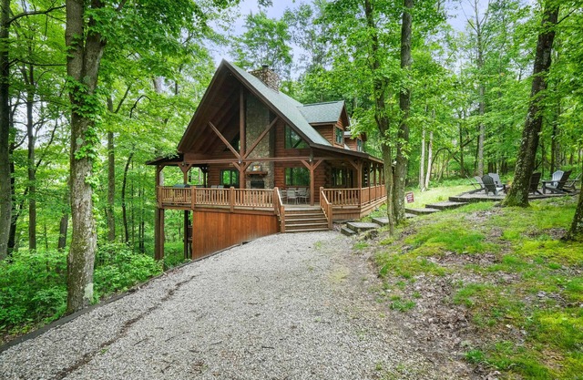 Acacia Ridge Lodge | Hocking Hills