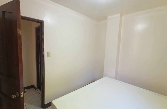 ACCESSIBLE TRANSIENT 2BEDROOMS/1BATH UNIT BAGUIO CITY, PHILS., GOOD FOR 4 PAX.
