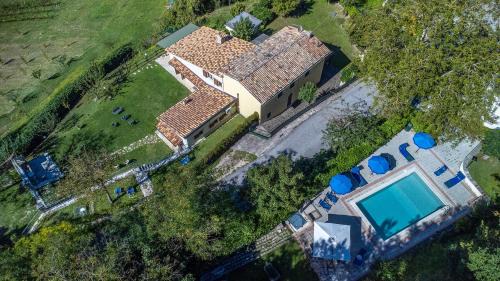 Acquanera 6&2 by Marche Holiday Villas
