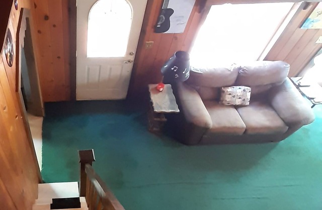 Adirondack 3 bedroom camp view of Lake Champlain
