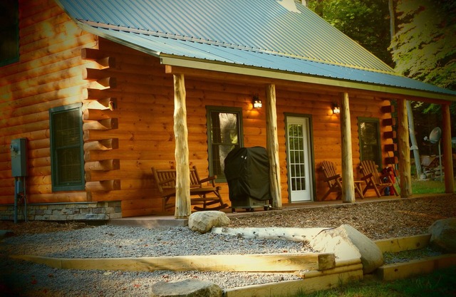 Adirondack Waterfalls Cabin on River/Spectacular View/Natural Swimming Pool.