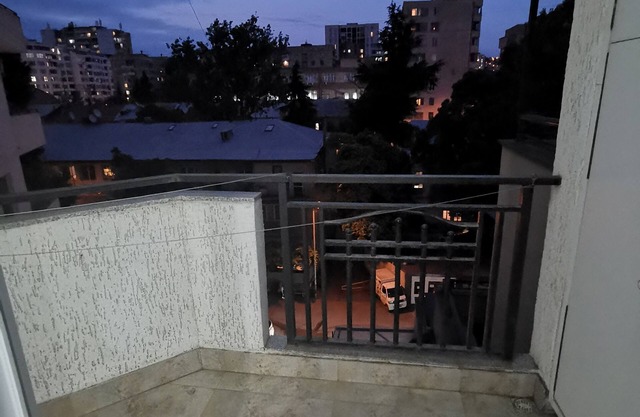 Adorable Apartment with WiFi in Charming Tbilisi Tsereteli.