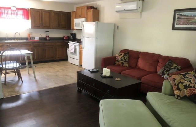 Adorable fully furnished apartment