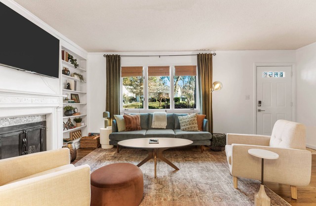 Adorable Roeland Park Ranch + Pet Friendly!