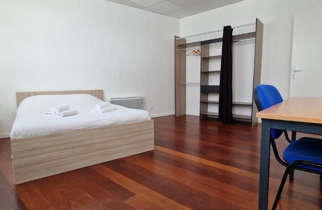 Aerouant - Maison spacieuse pour 8 personnes sur 3 étages Idéal famille amis entreprises