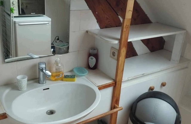 Agréable petite chambre à proximité du Walibi