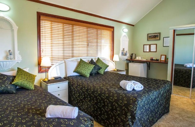 Ainslie Manor Bed and Breakfast