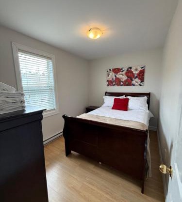 Airport Manor Unit 3, 2 Bedroom Apartment