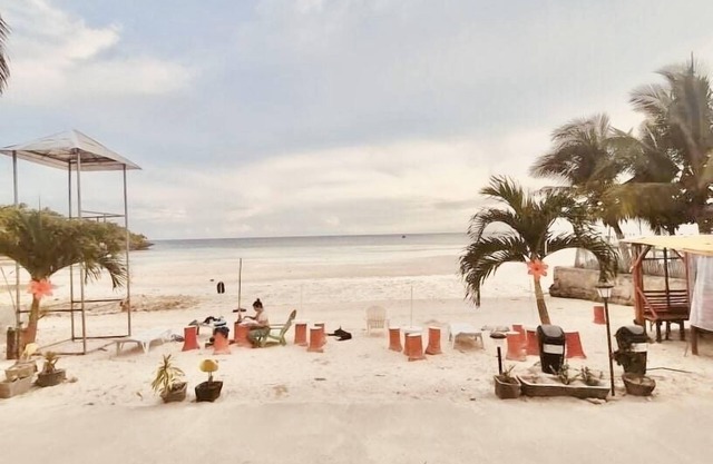 Aizawa Beach Resort