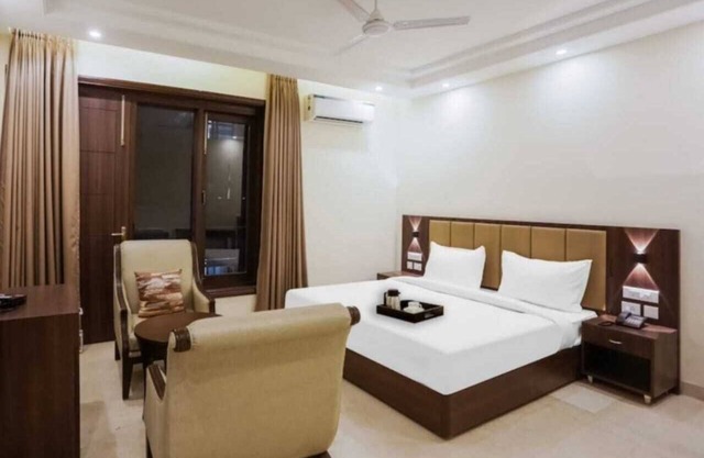Akshay Hotel