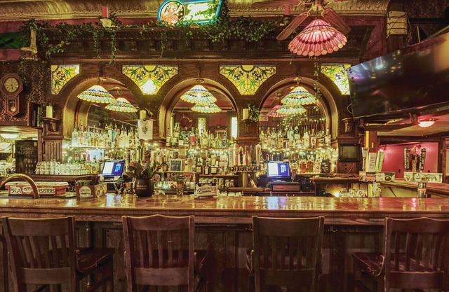 Alaskan Hotel and Bar
