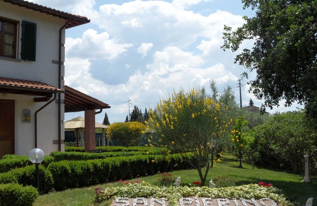 ALBà in the heart of Tuscany, with garden and pool