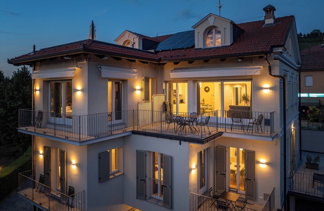 Alba Palace Luxury Apartments - Green