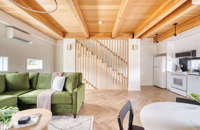 Alberta Arts Escape | 4BR + WalkScore 91