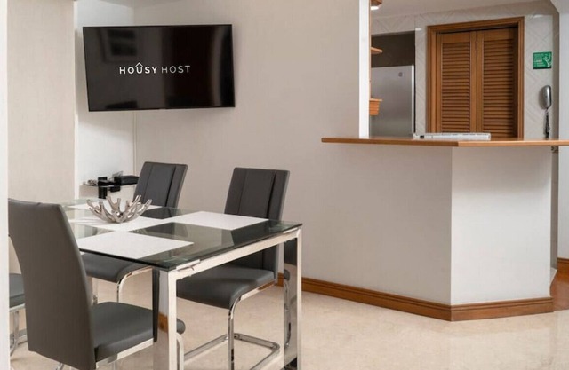 Alcazar 503 · Oviedo LUXE Apt 2BD - 1AC by HOUSY HOST