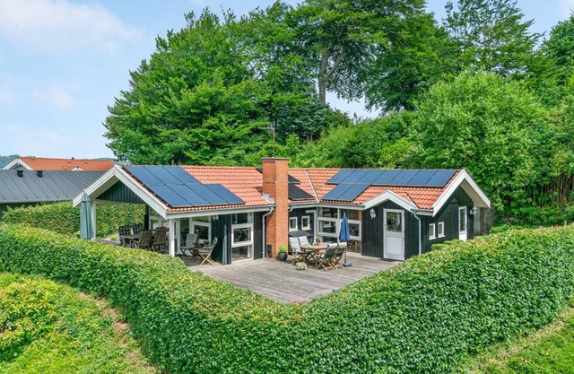 "Algot" - 100m to the fjord by Interhome