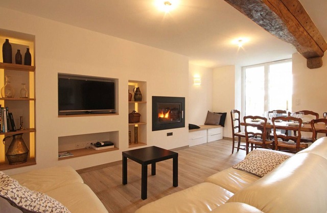 All-inclusive cottage with garden and pets allowed in Céaucé