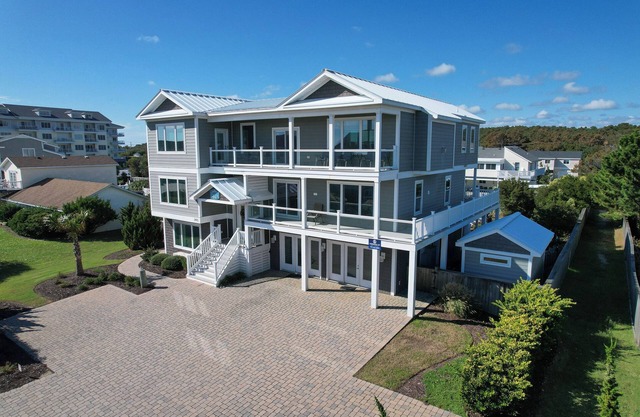 All Shell Be Well - 8 bedrooms with ocean views and private pool