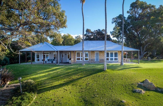 Allandale I Private Properties