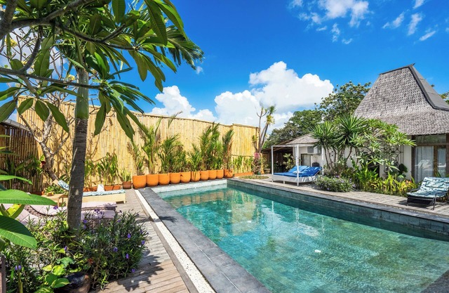 Alma, 5 Bedroom Joglo Villa in Canggu + Bilyard