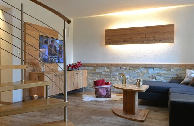 Alpenlodge: Exclusive apartment with private garden and terrace in Stubai valley