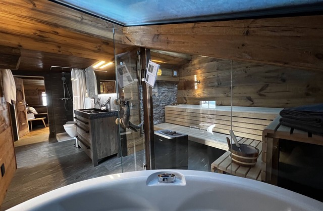 Alpine hideway in the Valais mountains of Saas-Fee