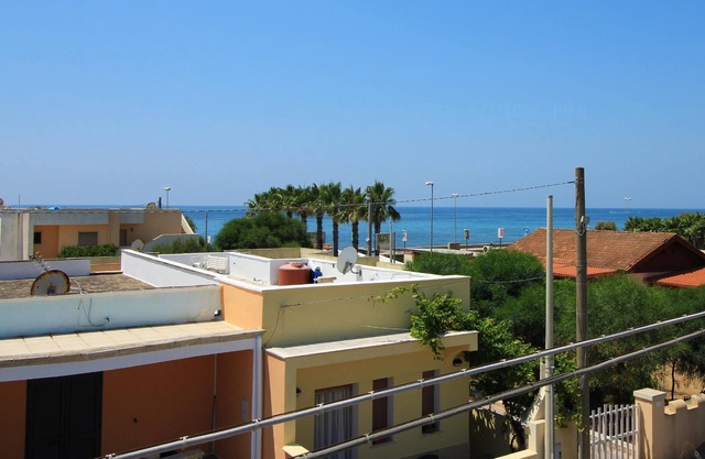 Alta Marea - Three Bedroom House, Sleeps 6