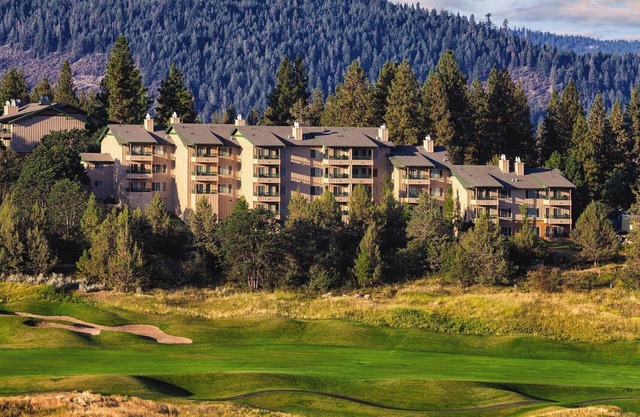 Amazing golf, fishing, water sports !