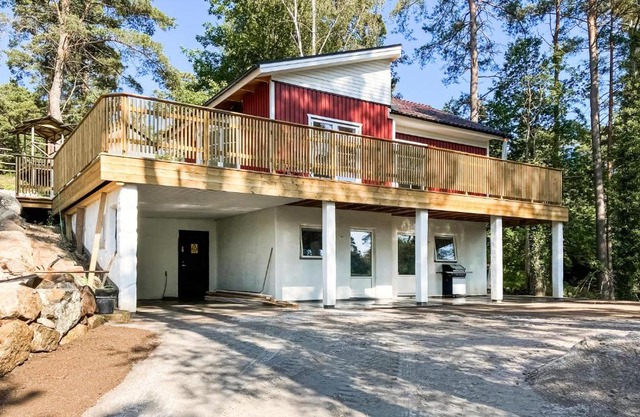 Amazing Home In Sjöbo With Wifi