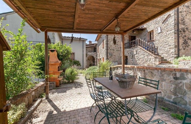 Amazing home in Colognora di Pescaglia