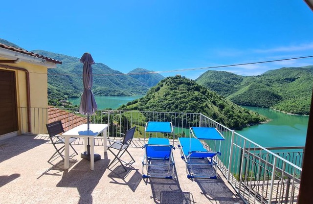 Amazing Lake View