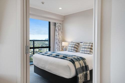Amazing Ocean Views 1BR w Rooftop Hottub Gym Tennis