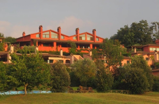 Amazing property in a private golf community, in the countryside near Rome