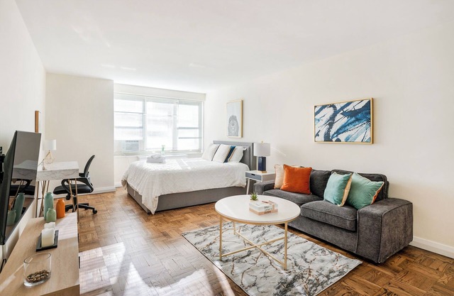 Amazing Studio on Park Avenue w/Laundry,Gym #6188